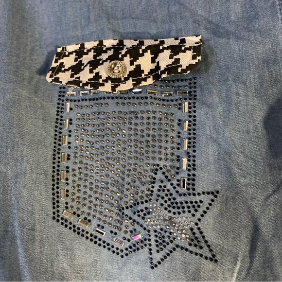 Michael Tyler Long Sleeve Embellished Denim Style Layered Look Shirt Size Large - Picture 2 of 8